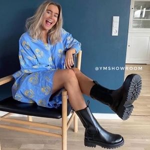 ZARA Beautiful Embroidered dress